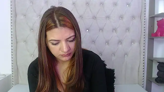 Abril Squirt online show from January 16, 2026, 1:15 pm