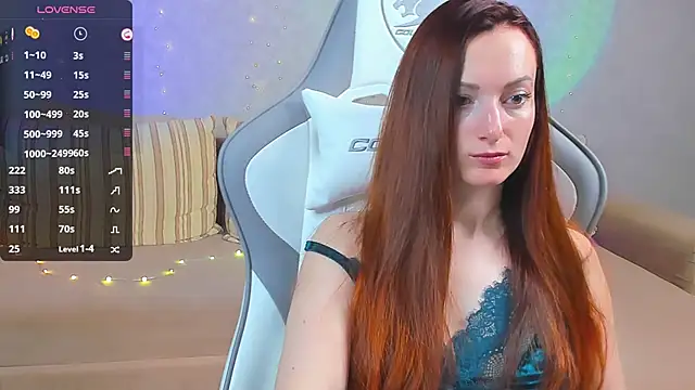 Snapshot of FlamyGold chatting on January 23, 2025, 12:57 am FlamyGold online show from January 23, 2025, 12:57 am