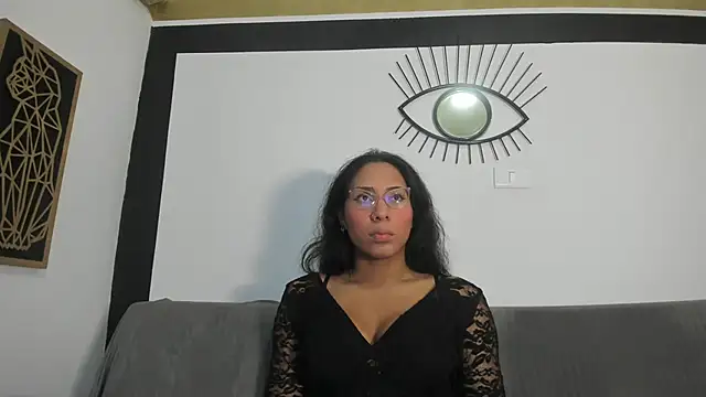 Snapshot of EmilyGomezLS chatting on June 10, 2026, 11:09 am EmilyGomezLS online show from June 10, 2026, 11:09 am