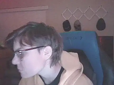 KaliSnow199623 online show from February 13, 2025, 5:05 am