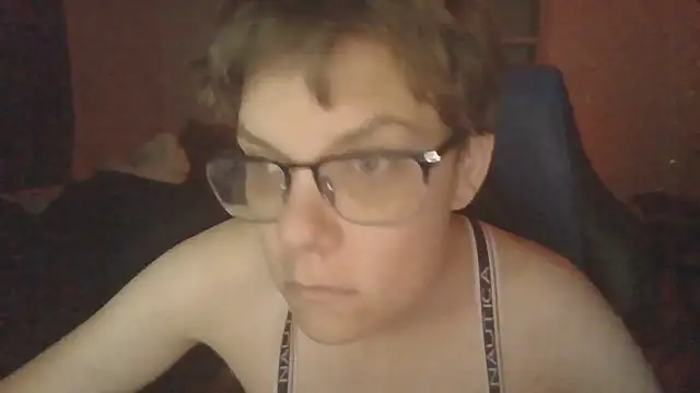 KaliSnow199623 online show from September 11, 2025, 1:00 pm