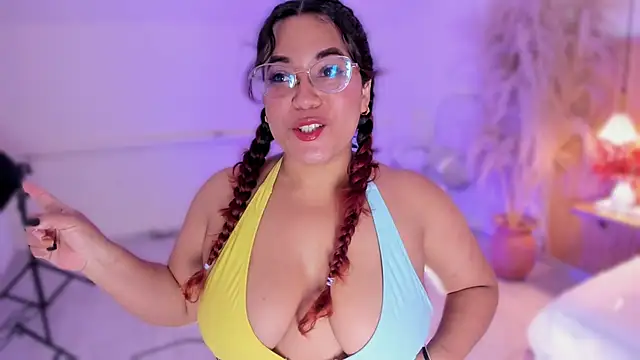 MelissaKarterrs online show from May 22, 2026, 12:00 pm