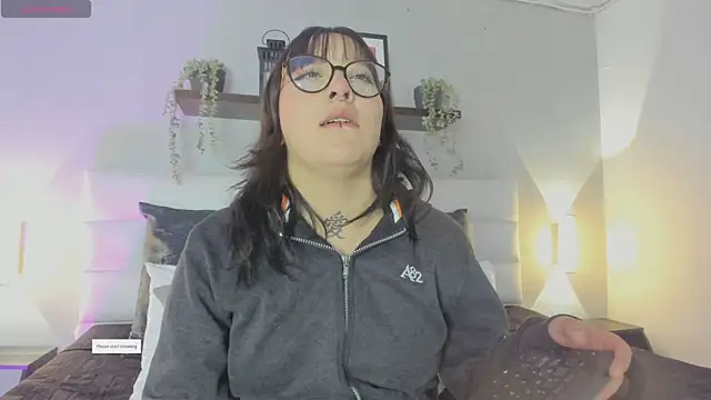 sofi bakerr online show from May 19, 2026, 11:38 am