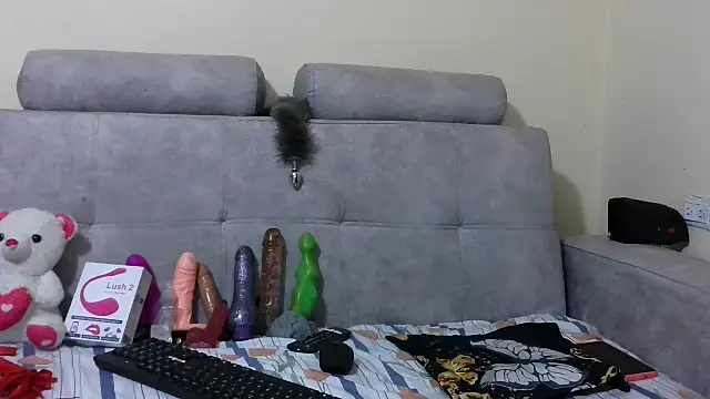 Snapshot of PenelopeHot_91 chatting on March 19, 2025, 7:17 pm PenelopeHot 91 online show from March 19, 2025, 7:17 pm