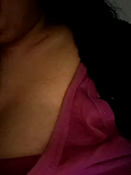 Snapshot of sarahhh1987 chatting on October 5, 2025, 4:49 pm sarahhh1987 online show from October 5, 2025, 4:49 pm