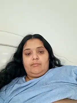 Snapshot of sarahhh1987 chatting on November 12, 2025, 8:59 am sarahhh1987 online show from November 12, 2025, 8:59 am