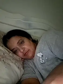 Snapshot of sarahhh1987 chatting on November 14, 2025, 7:23 pm sarahhh1987 online show from November 14, 2025, 7:23 pm