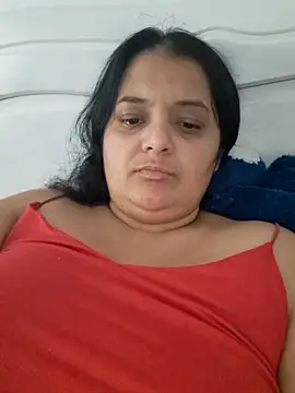 Snapshot of sarahhh1987 chatting on November 22, 2025, 10:03 am sarahhh1987 online show from November 22, 2025, 10:03 am