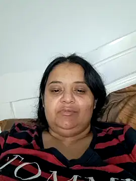 Snapshot of sarahhh1987 chatting on December 3, 2025, 6:28 pm sarahhh1987 online show from December 3, 2025, 6:28 pm