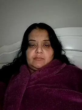 Snapshot of sarahhh1987 chatting on December 15, 2025, 5:28 pm sarahhh1987 online show from December 15, 2025, 5:28 pm