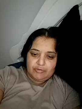 Snapshot of sarahhh1987 chatting on December 18, 2025, 6:14 pm sarahhh1987 online show from December 18, 2025, 6:14 pm