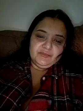 Snapshot of sarahhh1987 chatting on January 6, 2026, 6:22 pm sarahhh1987 online show from January 6, 2026, 6:22 pm