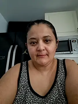 Snapshot of sarahhh1987 chatting on February 7, 2026, 7:23 am sarahhh1987 online show from February 7, 2026, 7:23 am