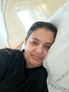 Snapshot of sarahhh1987 chatting on February 10, 2026, 6:39 am sarahhh1987 online show from February 10, 2026, 6:39 am