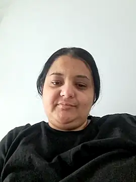 Snapshot of sarahhh1987 chatting on February 20, 2026, 7:43 am sarahhh1987 online show from February 20, 2026, 7:43 am