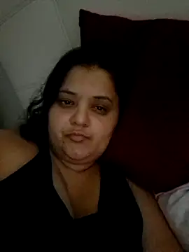 Snapshot of sarahhh1987 chatting on February 23, 2026, 10:07 pm sarahhh1987 online show from February 23, 2026, 10:07 pm