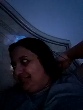 Snapshot of sarahhh1987 chatting on March 21, 2026, 6:11 pm sarahhh1987 online show from March 21, 2026, 6:11 pm