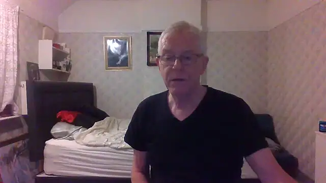 Snapshot of shaun63m chatting on January 13, 2026, 12:27 am shaun63m online show from January 13, 2026, 12:27 am