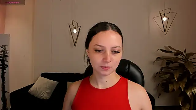 Snapshot of AliceHarper_ chatting on May 14, 2026, 6:26 pm AliceHarper online show from May 14, 2026, 6:26 pm