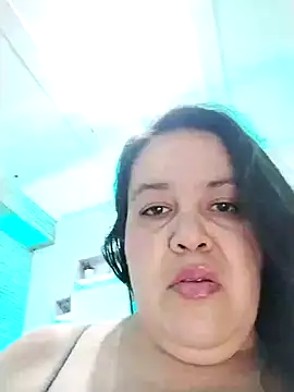 lunanataly online show from January 15, 2025, 8:58 pm