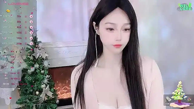 Kiss-18 online show from December 18, 2024, 1:02 pm