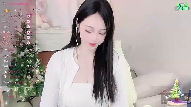 Snapshot of Kiss-18 chatting on December 19, 2024, 12:56 pm Kiss-18 online show from December 19, 2024, 12:56 pm