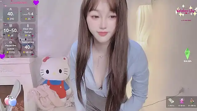 Snapshot of Kiss-18 chatting on December 19, 2025, 2:24 pm Kiss-18 online show from December 19, 2025, 2:24 pm