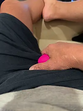 Snapshot of Teloficco chatting on October 4, 2025, 11:25 pm Teloficco online show from October 4, 2025, 11:25 pm