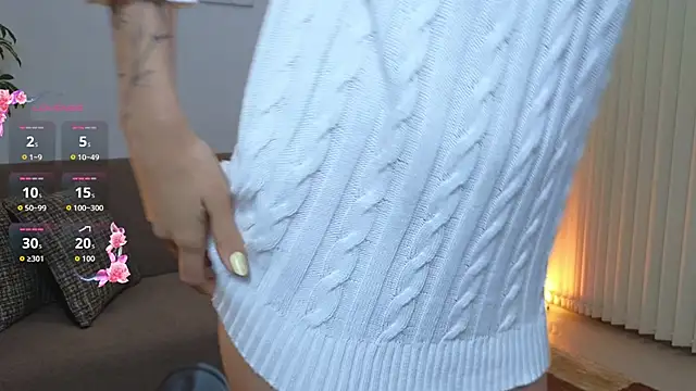 Snapshot of ScarlletFoxx chatting on October 23, 2025, 11:24 pm ScarlletFoxx online show from October 23, 2025, 11:24 pm