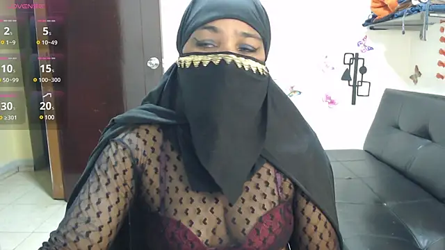 Snapshot of Aaliyah_brown chatting on March 15, 2025, 7:42 am Aaliyah brown online show from March 15, 2025, 7:42 am