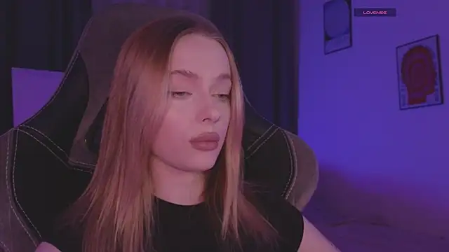 Snapshot of _MayShy_ chatting on September 9, 2025, 9:58 pm MayShy online show from September 9, 2025, 9:58 pm