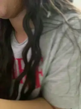 Snapshot of Salome_golvert chatting on December 17, 2024, 10:54 pm Salome golvert online show from December 17, 2024, 10:54 pm