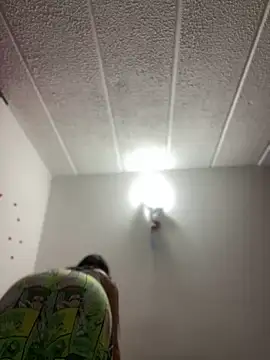 Snapshot of Salome_golvert chatting on December 25, 2024, 10:16 pm Salome golvert online show from December 25, 2024, 10:16 pm