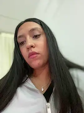 Snapshot of Salome_golvert chatting on January 15, 2025, 2:49 am Salome golvert online show from January 15, 2025, 2:49 am