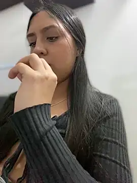 Snapshot of Salome_golvert chatting on February 1, 2025, 12:07 am Salome golvert online show from February 1, 2025, 12:07 am