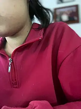 Snapshot of Salome_golvert chatting on March 9, 2025, 11:46 pm Salome golvert online show from March 9, 2025, 11:46 pm