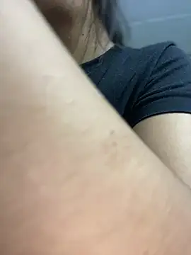 Snapshot of Salome_golvert chatting on March 11, 2025, 12:11 am Salome golvert online show from March 11, 2025, 12:11 am