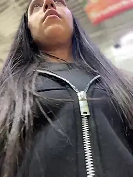 Snapshot of Salome_golvert chatting on March 13, 2025, 12:16 am Salome golvert online show from March 13, 2025, 12:16 am