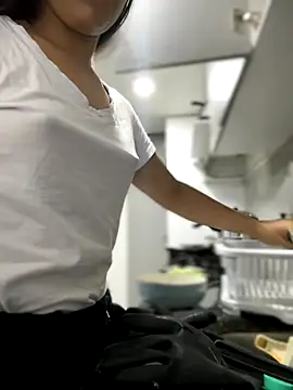 Snapshot of Salome_golvert chatting on November 15, 2025, 10:59 pm Salome golvert online show from November 15, 2025, 10:59 pm