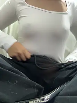 Snapshot of Salome_golvert chatting on March 24, 2026, 11:43 pm Salome golvert online show from March 24, 2026, 11:43 pm