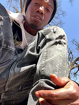 SlimeCrownzOut5 online show from March 4, 2025, 7:01 pm