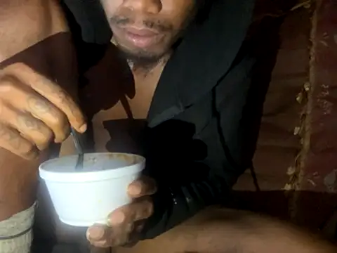 SlimeCrownzOut5 online show from December 2, 2025, 12:05 am