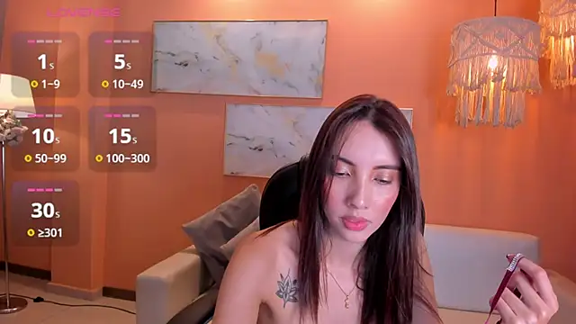 Snapshot of AnaisNin chatting on February 16, 2025, 6:10 pm AnaisNin online show from February 16, 2025, 6:10 pm