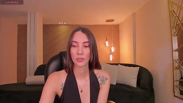 Snapshot of AnaisNin chatting on February 27, 2025, 12:02 pm AnaisNin online show from February 27, 2025, 12:02 pm