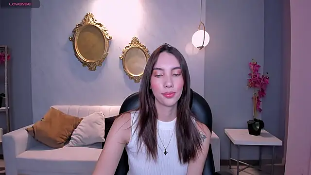 Snapshot of AnaisNin chatting on March 6, 2025, 11:47 am AnaisNin online show from March 6, 2025, 11:47 am