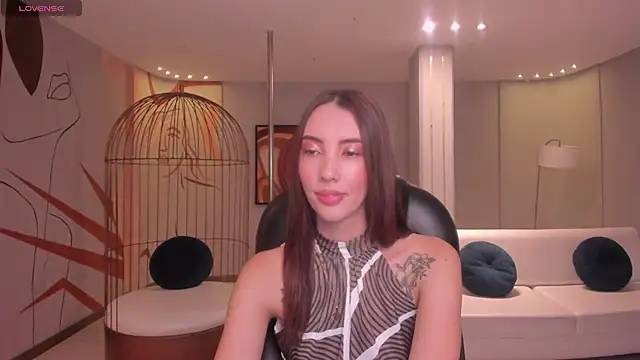 Snapshot of AnaisNin chatting on March 13, 2025, 12:35 pm AnaisNin online show from March 13, 2025, 12:35 pm