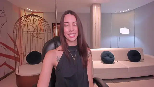 Snapshot of AnaisNin chatting on March 13, 2025, 3:39 pm AnaisNin online show from March 13, 2025, 3:39 pm