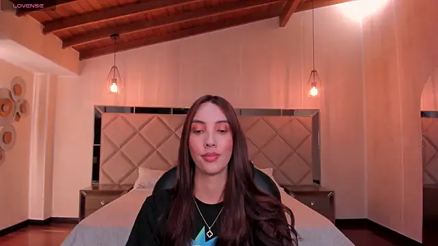 Snapshot of AnaisNin chatting on October 25, 2025, 4:20 am AnaisNin online show from October 25, 2025, 4:20 am