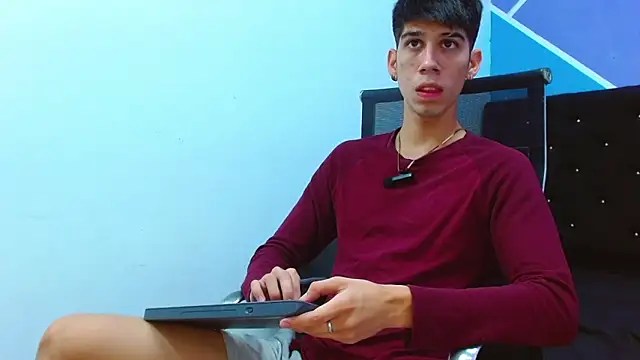 Snapshot of jhony-sex chatting on March 22, 2025, 6:11 am jhony-sex online show from March 22, 2025, 6:11 am