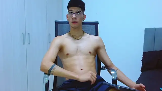 Snapshot of jhony-sex chatting on October 2, 2025, 6:31 am jhony-sex online show from October 2, 2025, 6:31 am